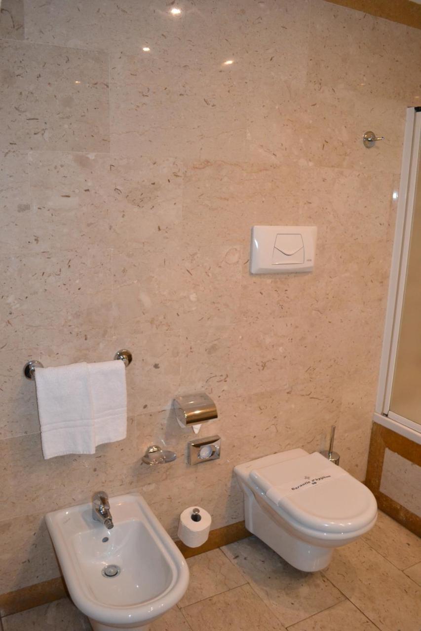 Hotel La Ville Катания Экстерьер фото